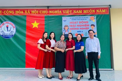 HOẠT ĐỘNG TRẢI NGHIỆM, SINH HOẠT DƯỚI CỜ KHỐI 9 * CHỦ ĐỀ: RÈN LUYỆN BẢN THÂN