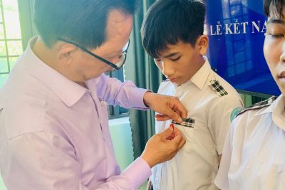 CHI ĐOÀN TRƯỜNG THCS NGHĨA HÀ KẾT NẠP ĐOÀN VIÊN MỚI CHO ĐỘI VIÊN ƯU TÚ NĂM HỌC 2025 – 2026