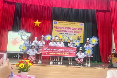 HỌC SINH LỚP 8 TRƯỜNG THCS NGHĨA HÀ RỰC RỠ TẠI KỲ THI OLYMPIC TIẾNG ANH CẤP THÀNH PHỐ