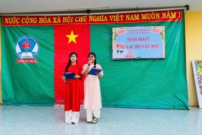 SINH HOẠT CÂU LẠC BỘ VĂN HỌC